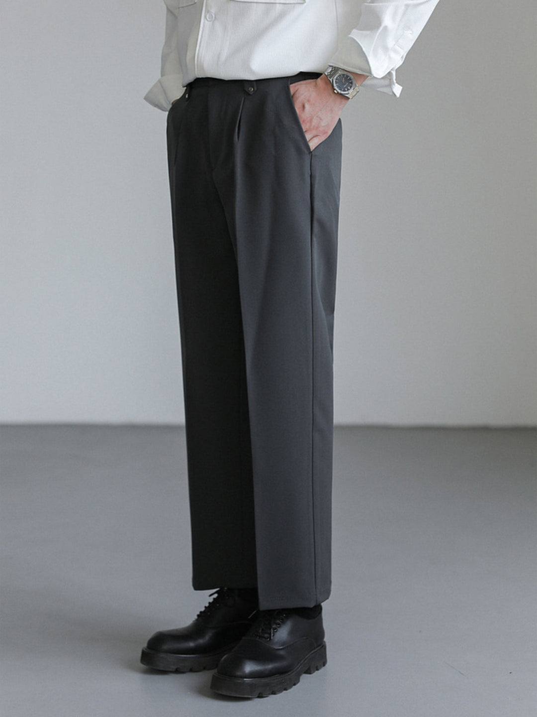 MV Quiet Luxury Loose Straight Leg Trousers